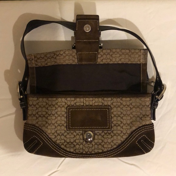 Coach Signature Shoulder Bag - Picture 7 of 8